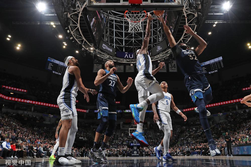 中成功地制 中成功地制