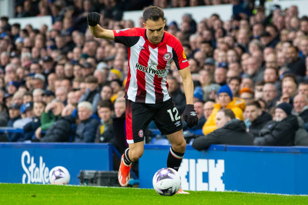 中保持领先 中保持领先